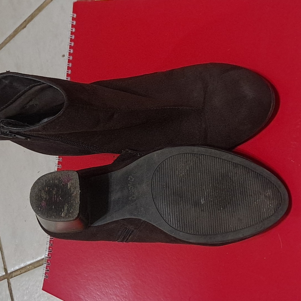 Booties - Picture 3 of 4